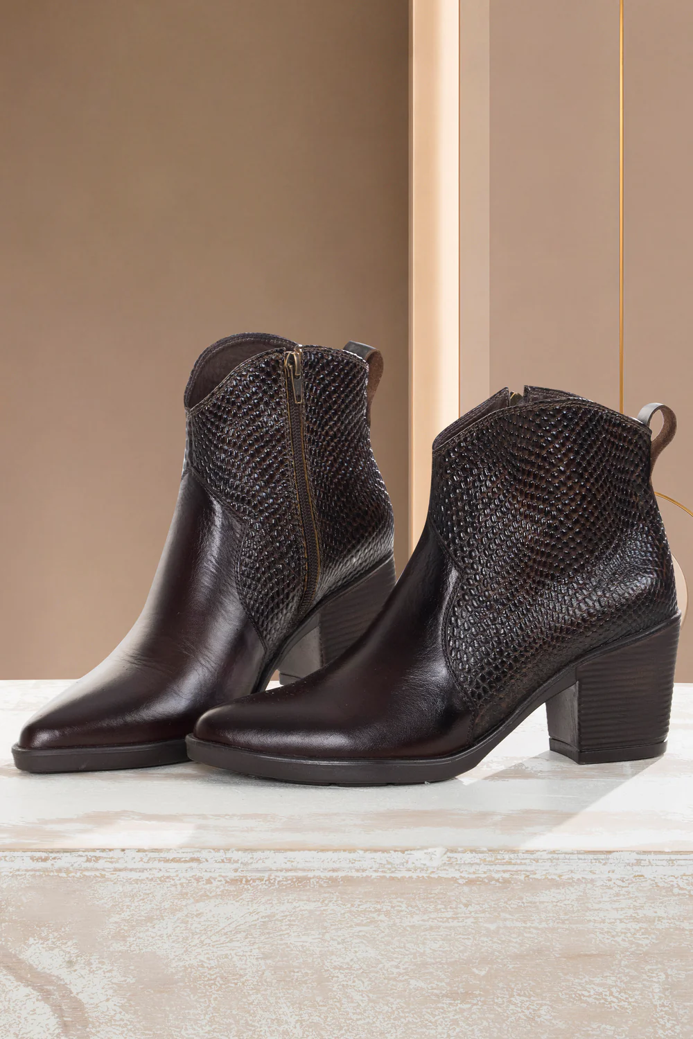 Botines Cuero Cobrizo Texano Tacón 5.5 cm – GHANA